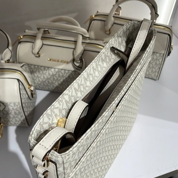 Michael Kors Jet Set Travel Large Messenger Crossbody Bag Light Cream Multi - Picture 11 of 16